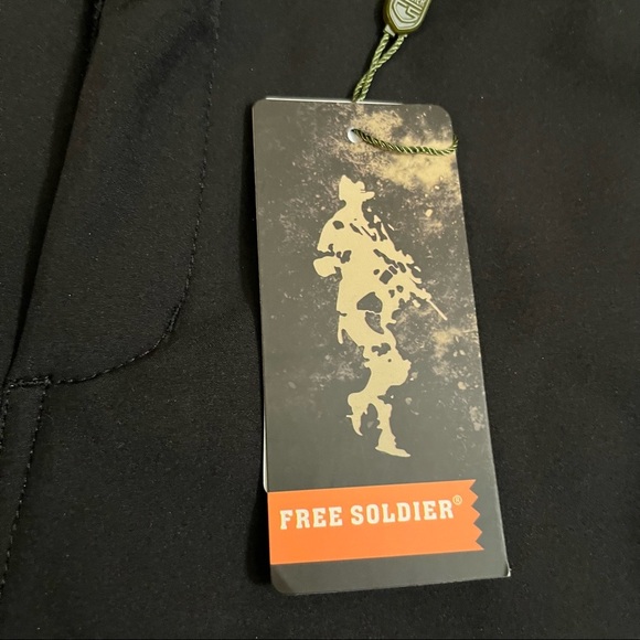 Free Soldier Women’s Black Outdoor Softshell Hiking Pants 36 x 32 NWT - Picture 12 of 14